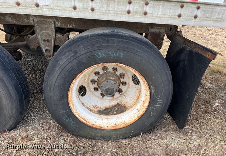 image for item ID9416 1990 Great Dane  refrigerated van trailer