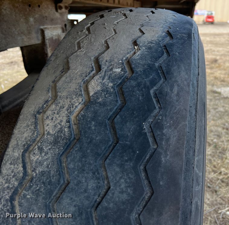 image for item ID9416 1990 Great Dane  refrigerated van trailer