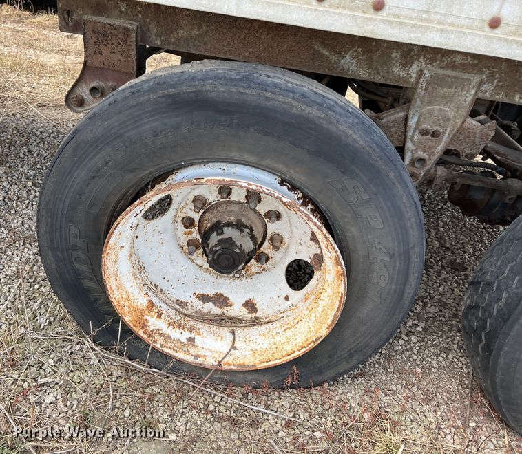 image for item ID9416 1990 Great Dane  refrigerated van trailer