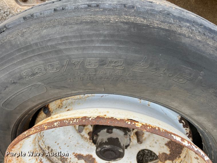 image for item ID9416 1990 Great Dane  refrigerated van trailer