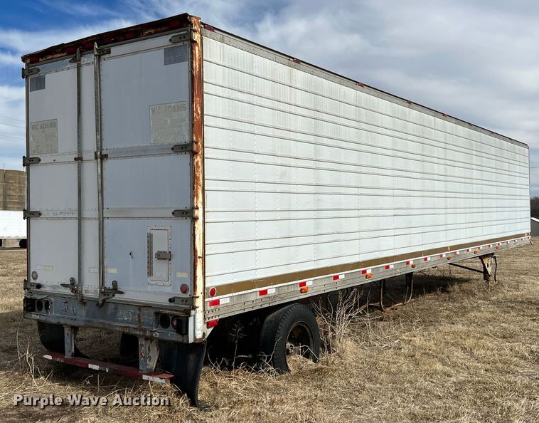 image for item ID9417 1985 Utility  refrigerated van trailer