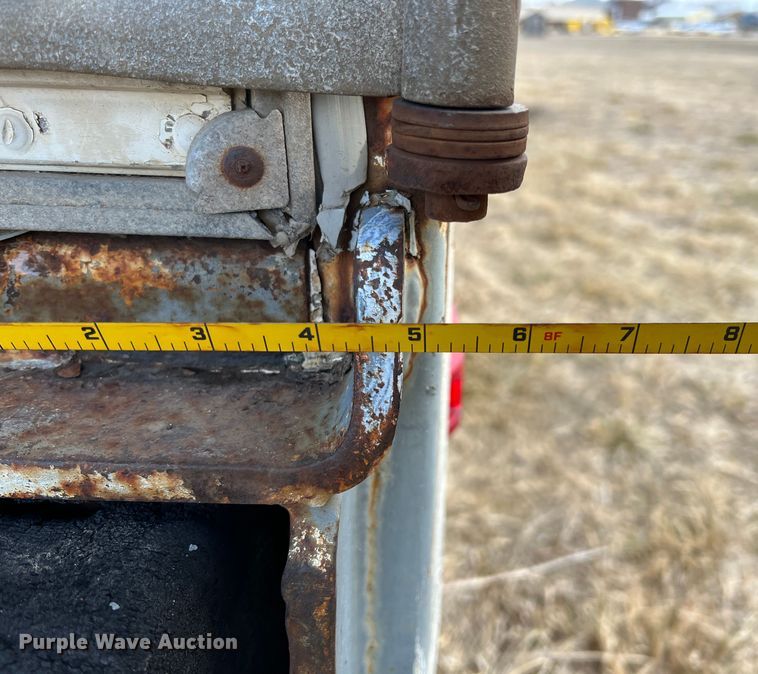 image for item ID9417 1985 Utility  refrigerated van trailer