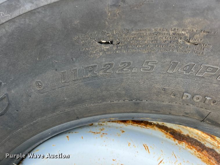 image for item ID9417 1985 Utility  refrigerated van trailer