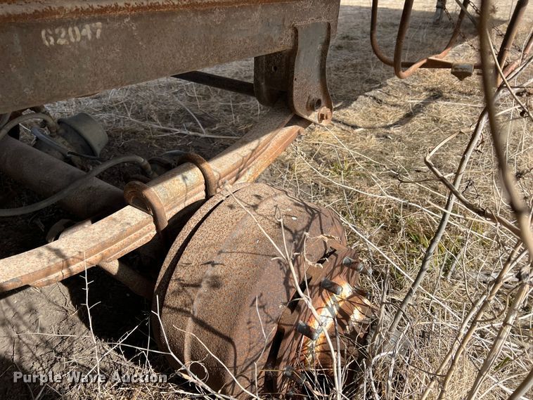 image for item ID9417 1985 Utility  refrigerated van trailer