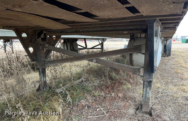 image for item ID9419 1995 Utility  refrigerated van trailer