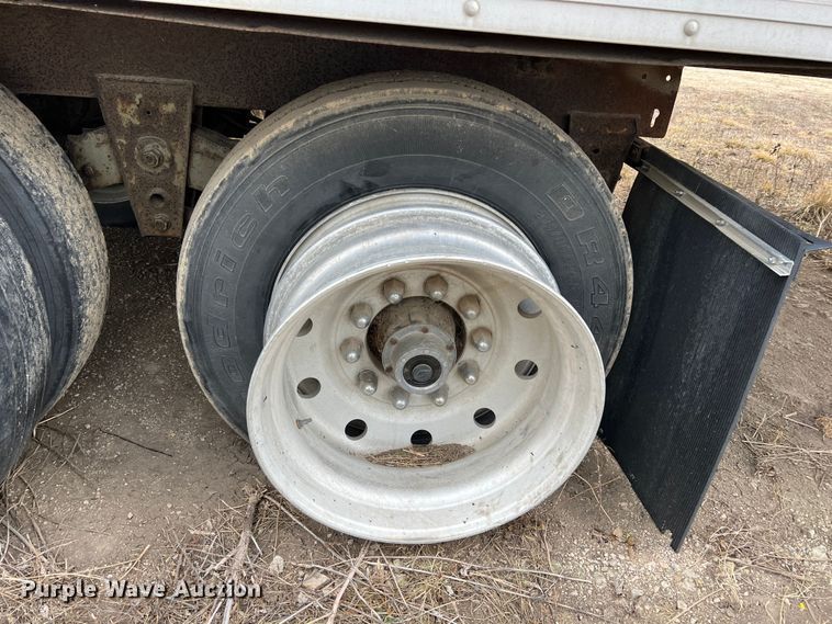 image for item ID9419 1995 Utility  refrigerated van trailer