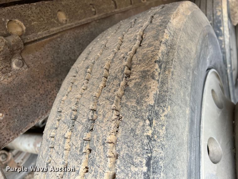 image for item ID9419 1995 Utility  refrigerated van trailer