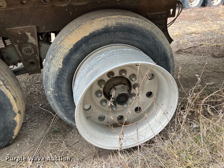 image for item ID9419 1995 Utility  refrigerated van trailer