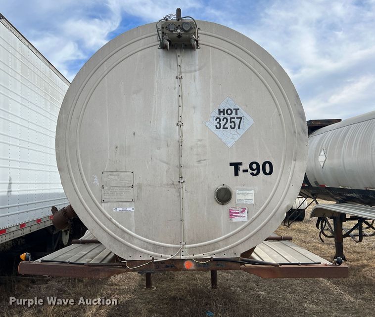 image for item ID9420 1968 Moser  tank trailer