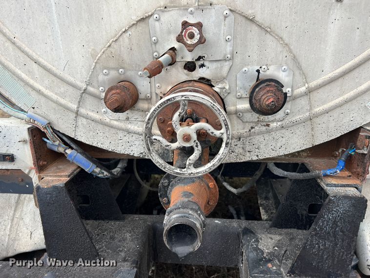 image for item ID9420 1968 Moser  tank trailer