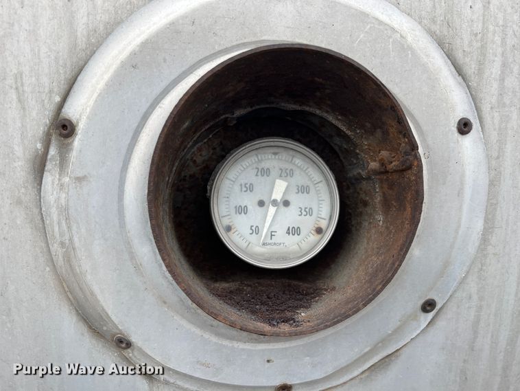 image for item ID9420 1968 Moser  tank trailer