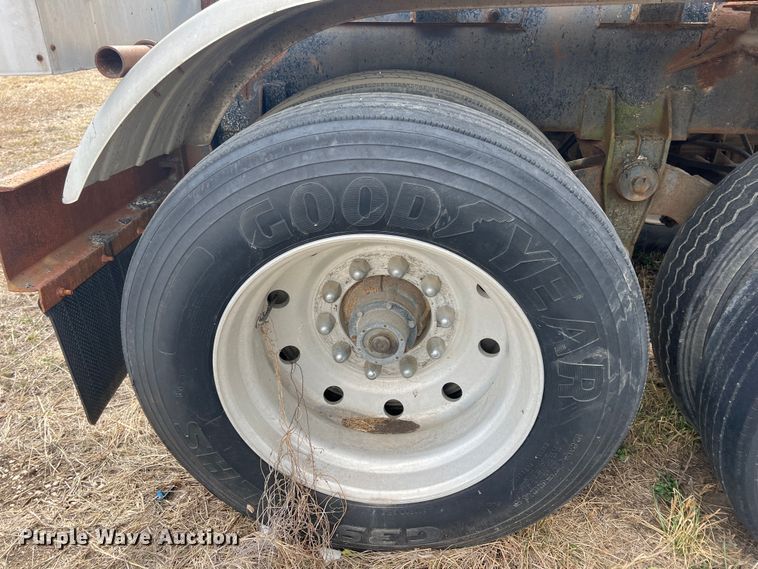 image for item ID9490 1980 E.D. Entyre  tank trailer