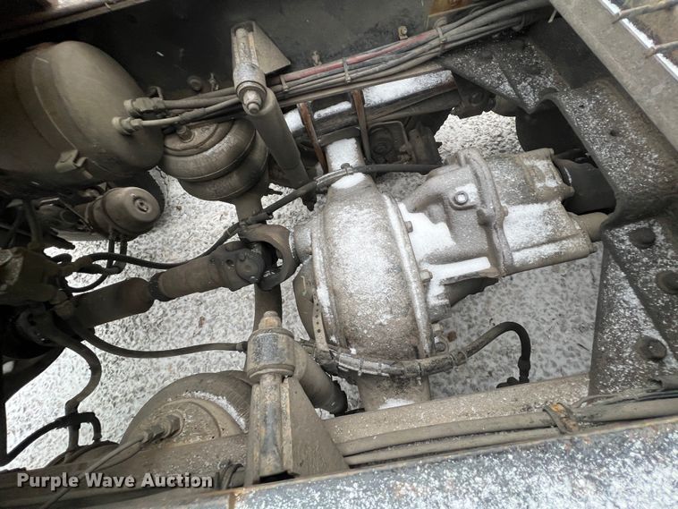 image for item ID9496 1989 Freightliner FLA USF-1E  semi truck