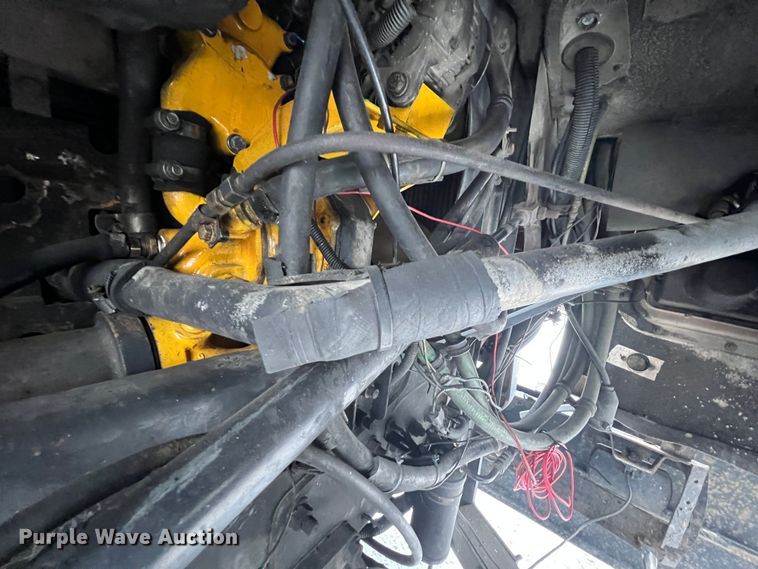 image for item ID9496 1989 Freightliner FLA USF-1E  semi truck