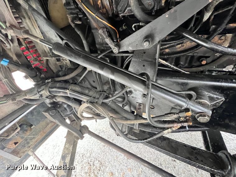 image for item ID9496 1989 Freightliner FLA USF-1E  semi truck