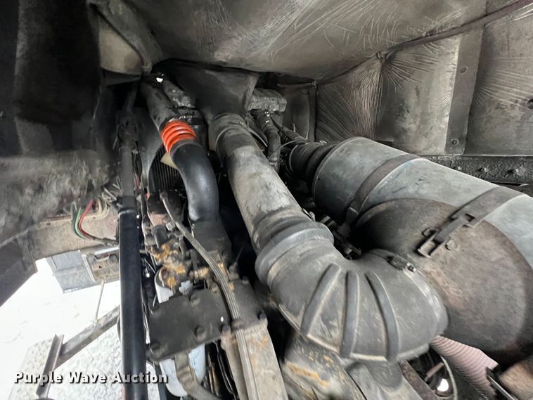 image for item ID9496 1989 Freightliner FLA USF-1E  semi truck