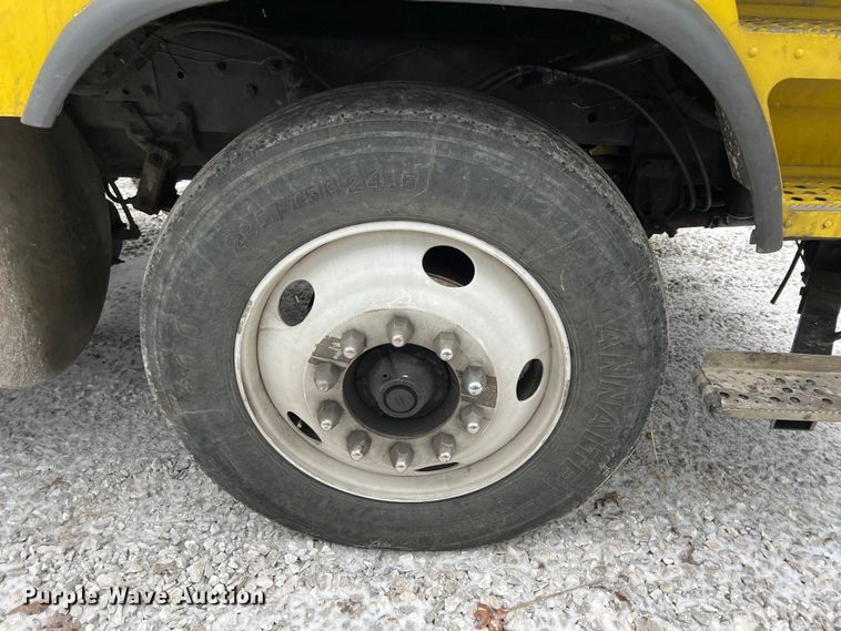 image for item ID9496 1989 Freightliner FLA USF-1E  semi truck