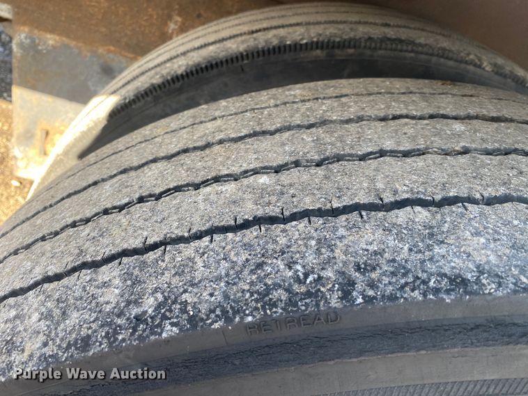 image for item JW9185 2009 Great Dane CLR-1112-12028  refrigerated van trailer