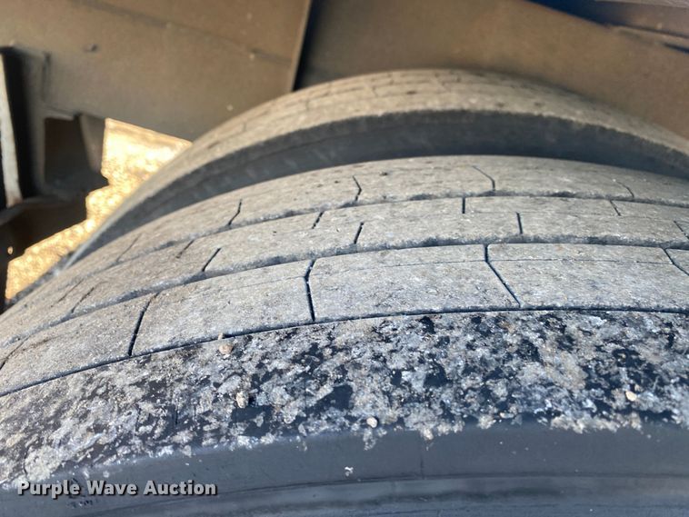 image for item JW9185 2009 Great Dane CLR-1112-12028  refrigerated van trailer