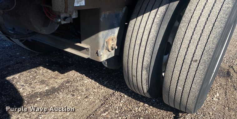 image for item JW9185 2009 Great Dane CLR-1112-12028  refrigerated van trailer