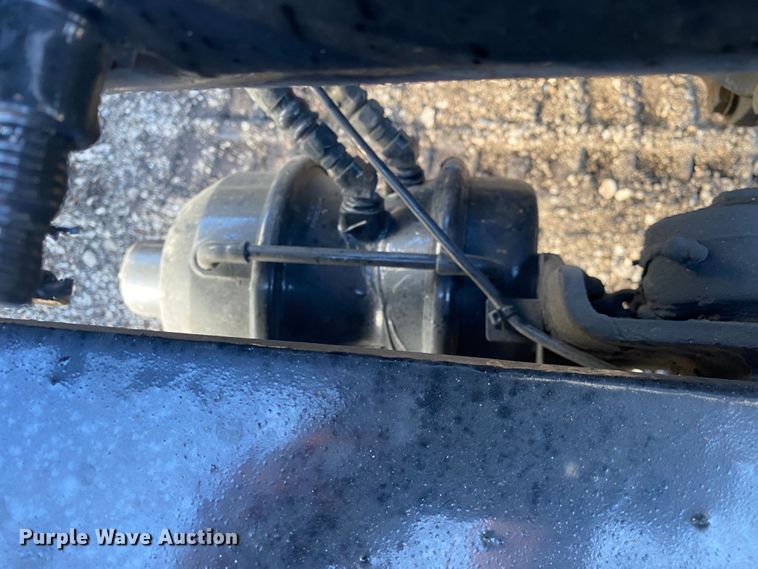 image for item JW9197 2016 Volvo D13  semi truck