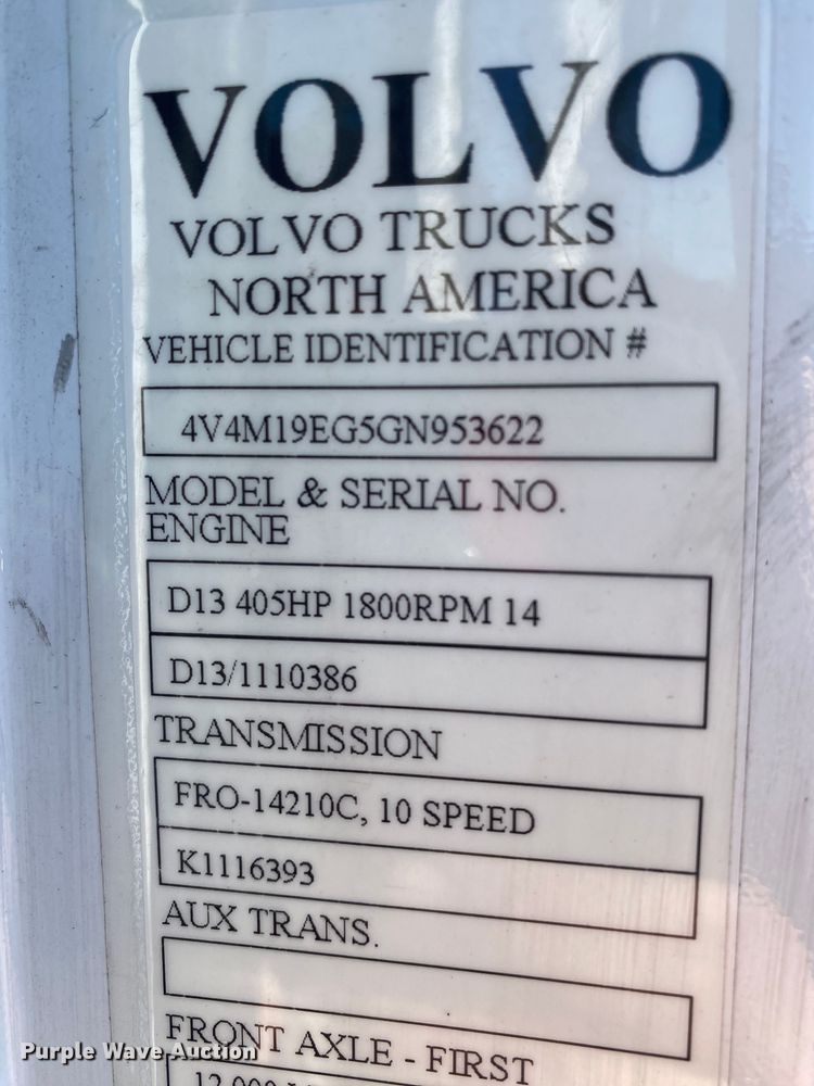 image for item JW9197 2016 Volvo D13  semi truck