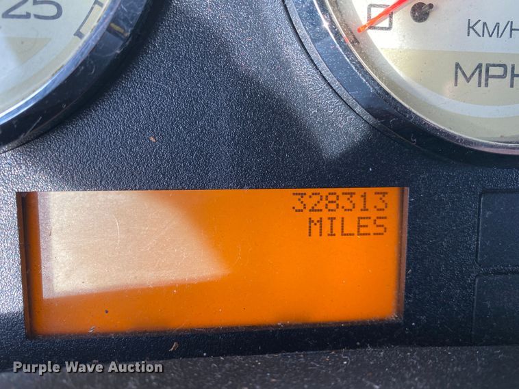 image for item JW9224 2016 International ProStar Plus  semi truck