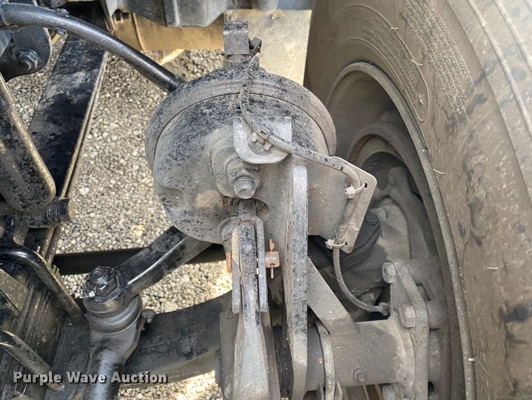 image for item JW9224 2016 International ProStar Plus  semi truck