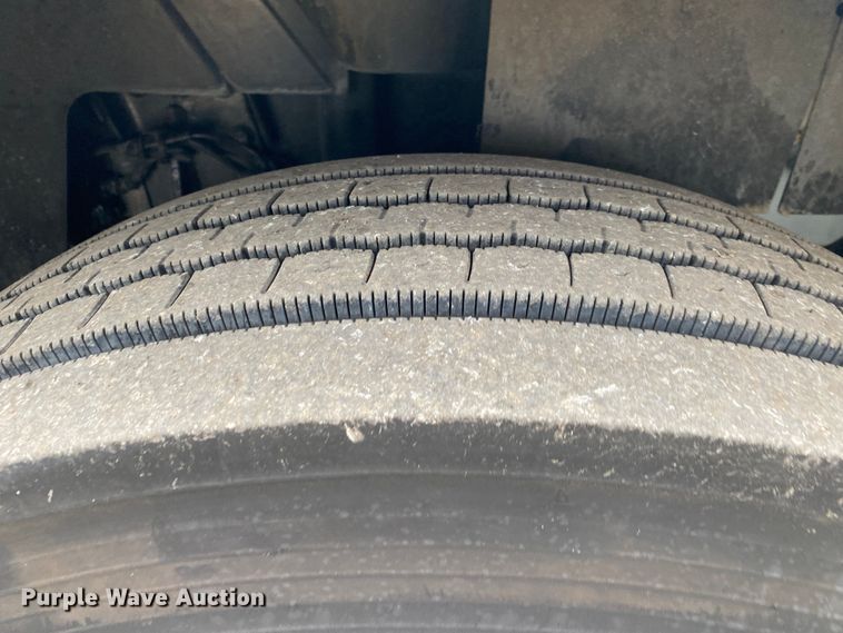 image for item JW9224 2016 International ProStar Plus  semi truck