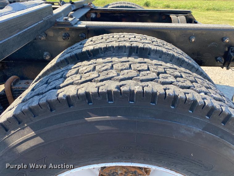 image for item JW9407 2000 Mack CH613  semi truck