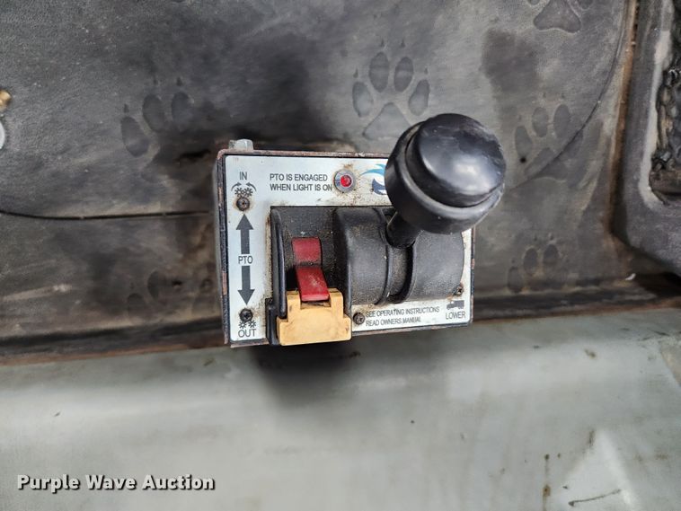 image for item KT9371 2009 Mack GU713  semi truck