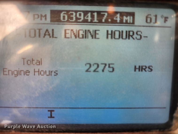 image for item KT9372 2014 Mack CXU613 semi truck