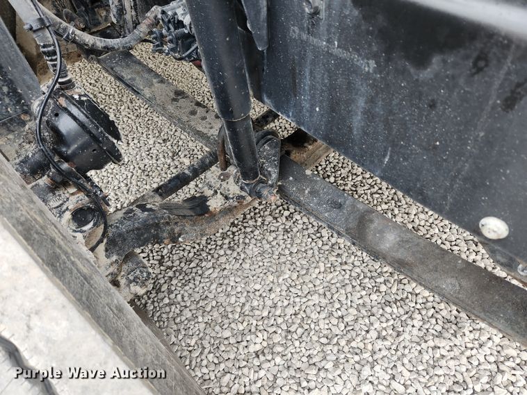 image for item KT9372 2014 Mack CXU613 semi truck