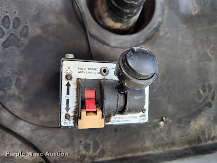 image for item KT9385 2012 Mack GU713 semi truck