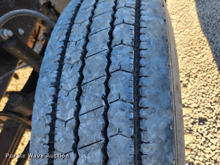 image for item KT9385 2012 Mack GU713 semi truck