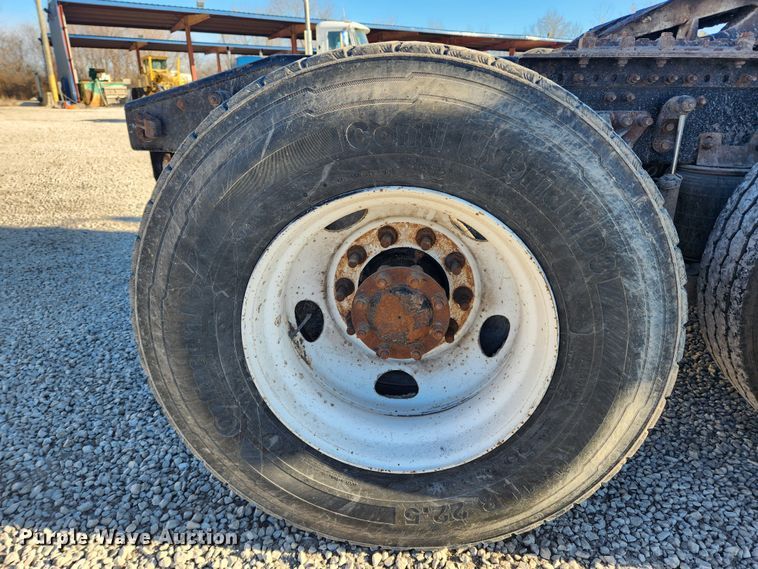 image for item KT9385 2012 Mack GU713 semi truck