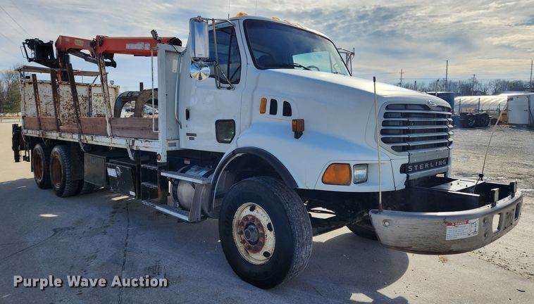 image for item KT9400 2007 Sterling L8500  crane truck