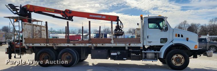 image for item KT9400 2007 Sterling L8500  crane truck