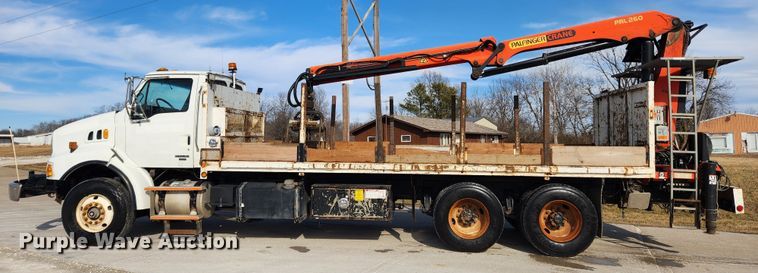 image for item KT9400 2007 Sterling L8500  crane truck