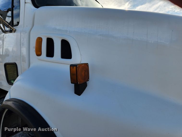 image for item KT9400 2007 Sterling L8500  crane truck