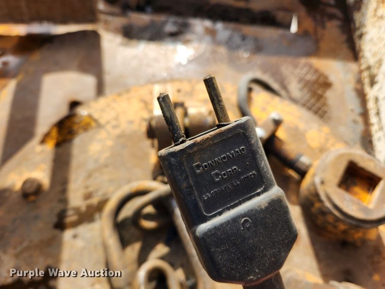 image for item KT9400 2007 Sterling L8500  crane truck