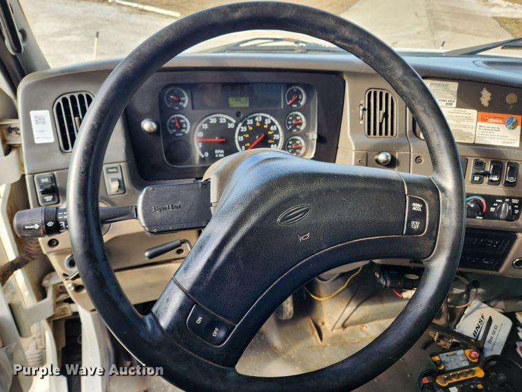 image for item KT9400 2007 Sterling L8500  crane truck