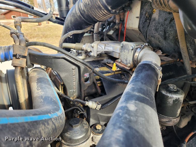 image for item KT9400 2007 Sterling L8500  crane truck