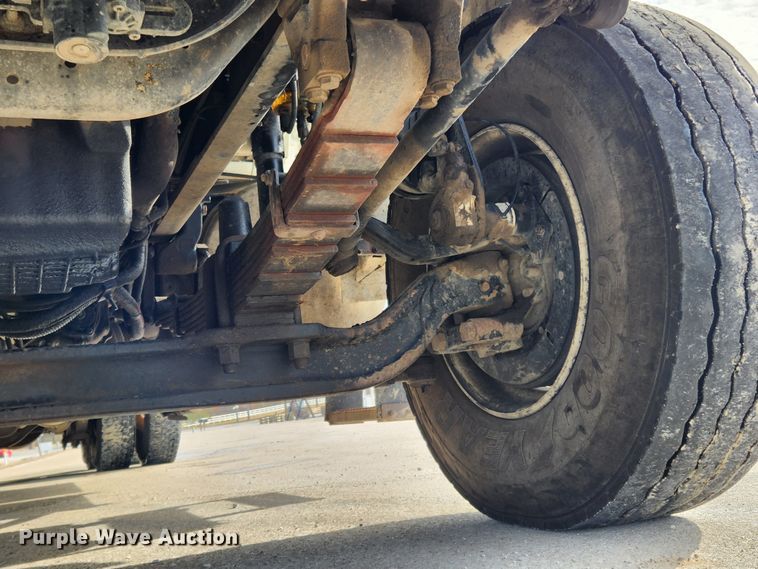 image for item KT9400 2007 Sterling L8500  crane truck