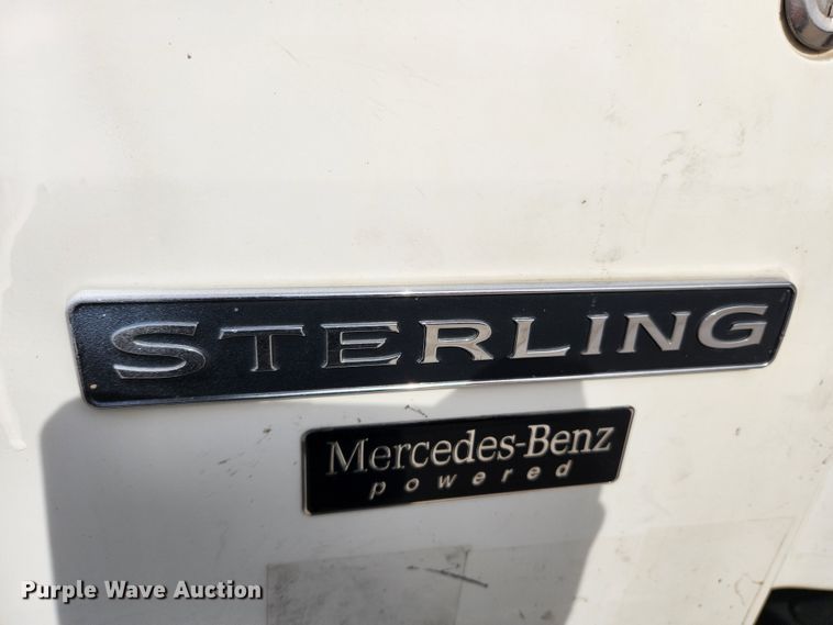 image for item KT9400 2007 Sterling L8500  crane truck