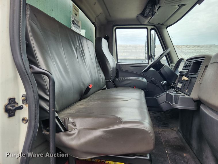 image for item KT9408 2014 International DuraStar 4300  box truck