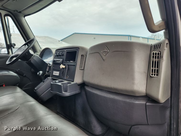 image for item KT9408 2014 International DuraStar 4300  box truck