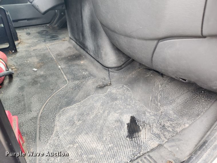 image for item KT9408 2014 International DuraStar 4300  box truck