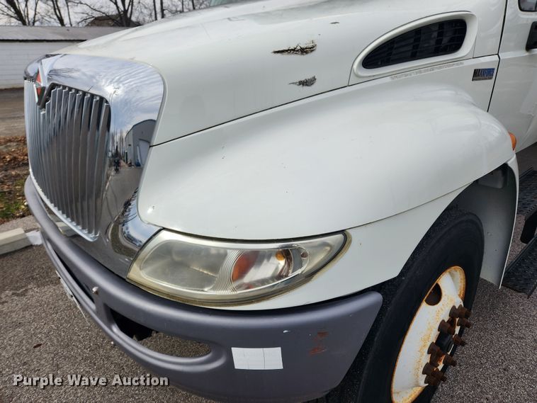 image for item KT9408 2014 International DuraStar 4300  box truck