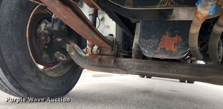 image for item KT9408 2014 International DuraStar 4300  box truck